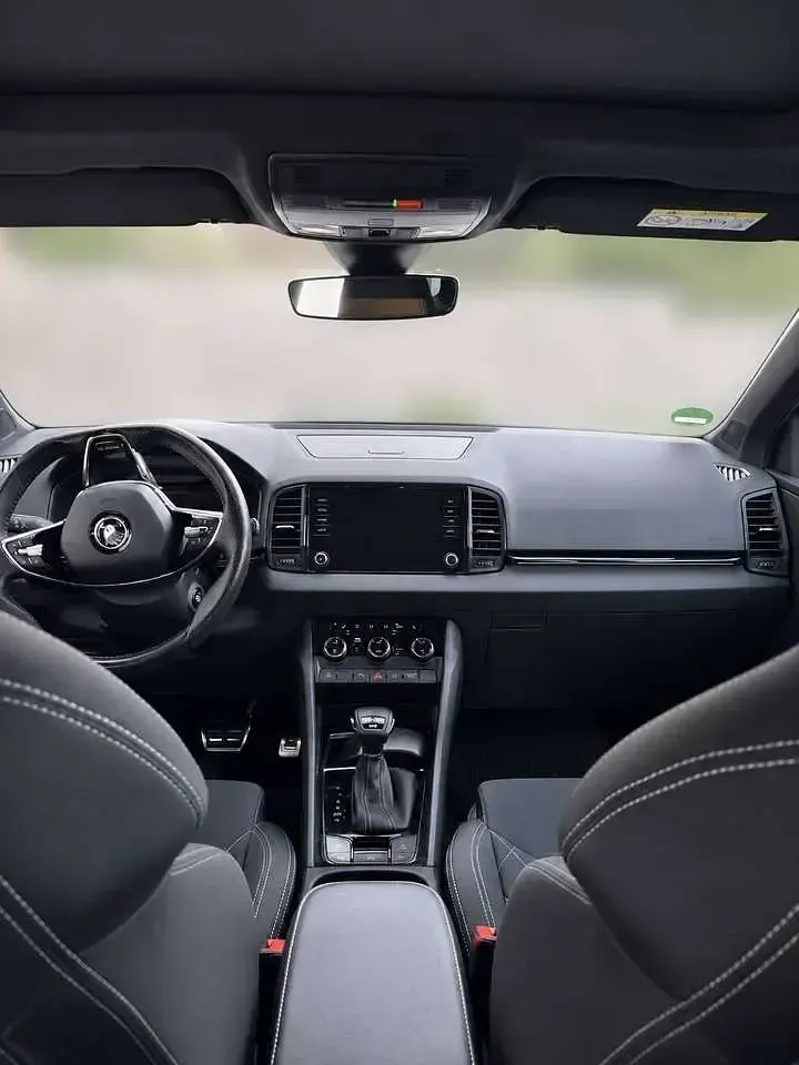 Gebraucht Skoda Karoq SportLine 190 PS (139 kW) 2022 Schwarz SUV
