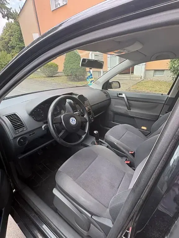 Gebraucht VW Polo Comfortline 64 PS (47 kW) 2001 Schwarz Limousine