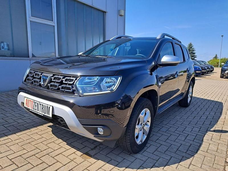 Schwarz Gebraucht 2021 Dacia Duster SUV | 16.450 € (Guter Preis) - Bild 1/4
