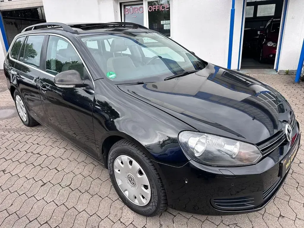 Gebraucht VW Golf VI Comfortline 122 PS (89 kW) 2010 Schwarz Kleinwagen