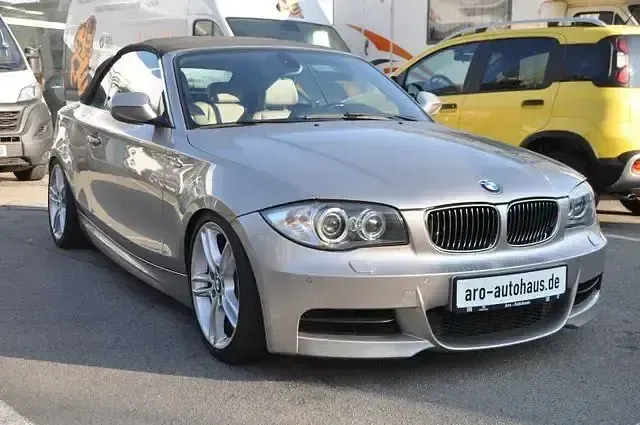 Gebraucht BMW 135 Cabriolet Efficient Dynamics 306 PS (225 kW) 2010 Kaschmirsilber (metallic) Cabrio
