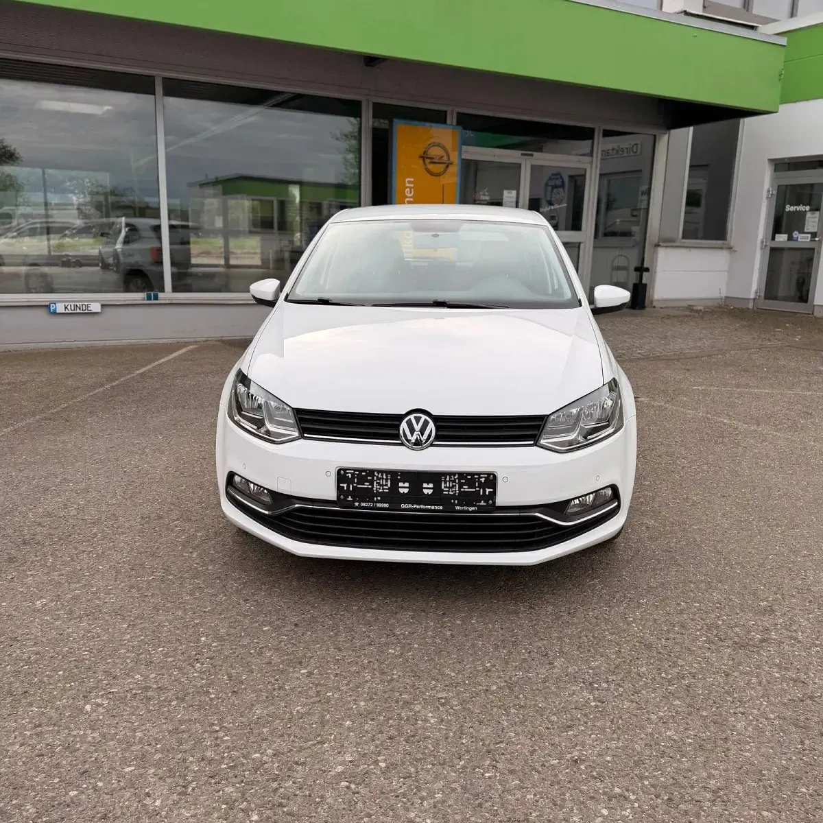 Gebraucht VW Polo 90 PS (66 kW) 2014 Weiß Kleinwagen