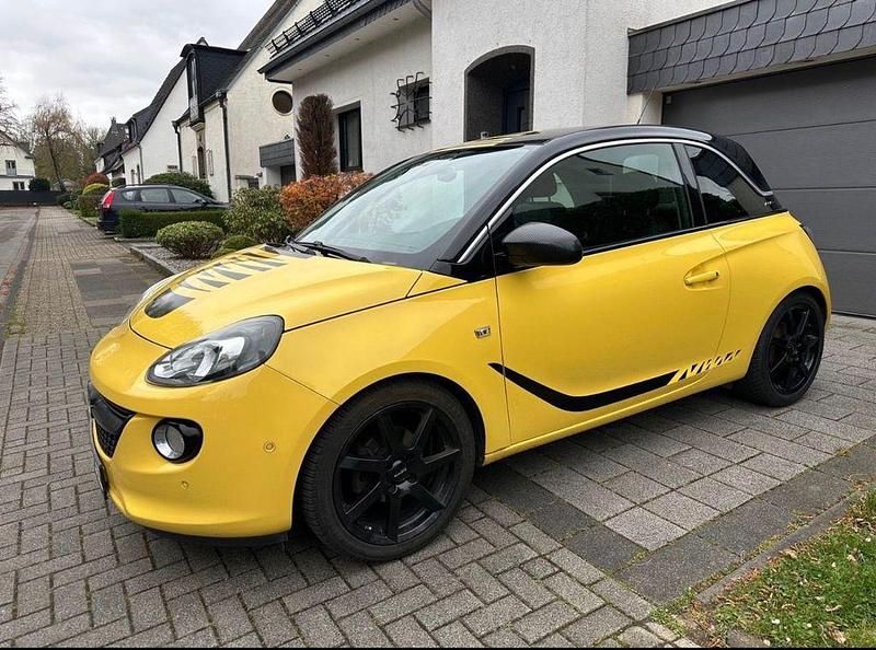 Gebraucht Opel Adam Slam 101 PS (74 kW) 2014 Gelb Kleinwagen