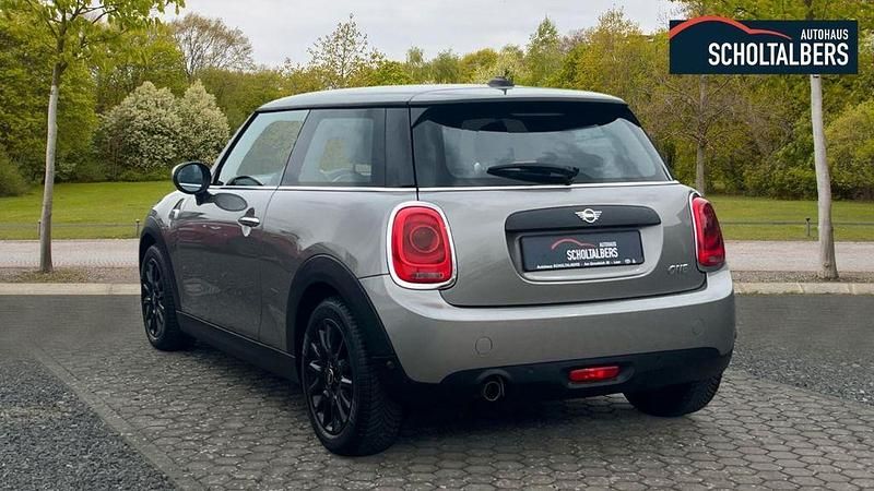 Second-hand Mini ONE 102 CP (75 kW) 2020 Argintiu Hatchback