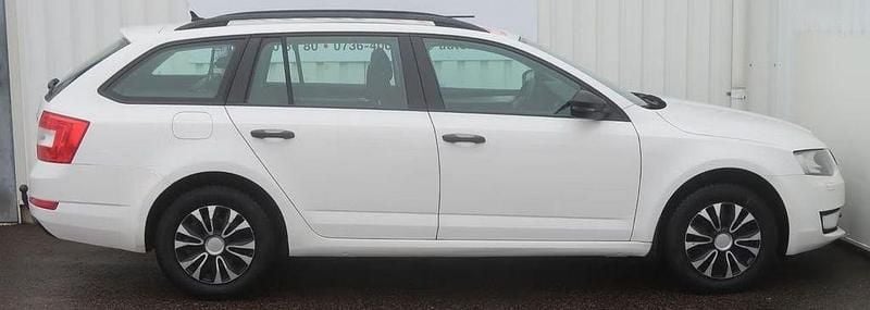 Second-hand Skoda Octavia Active 105 CP (77 kW) 2015 Alb Break