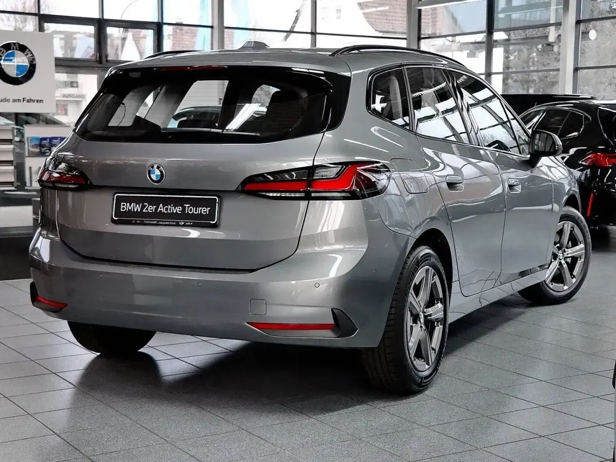 Gebraucht BMW 218 Comfort Edition 136 PS (100 kW) 2024 Skyscraper grau Coupé