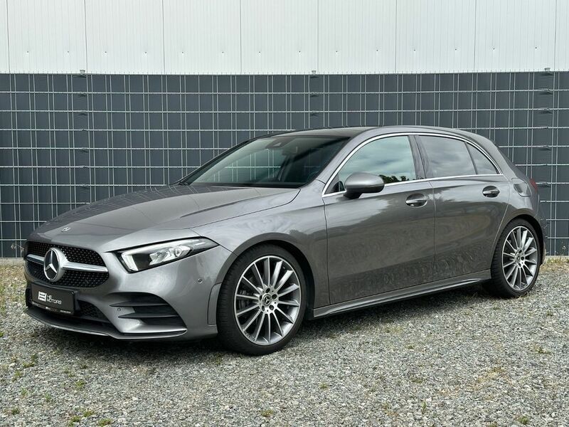 Grau Gebraucht 2018 Mercedes A200 AMG Limousine | 23.490 € (Fairer Preis) - Bild 1/4