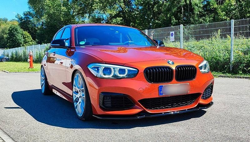 Orange Gebraucht 2018 BMW M140 Shadowline Limousine | 30.999 € (Etwas zu teuer) - Bild 1/4