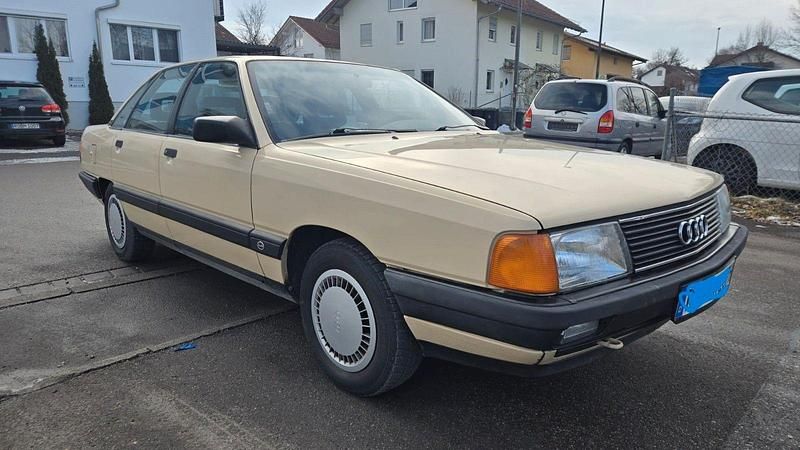 Occasion Audi 100 136 ch (100 kW) 1988 Jaune Berline