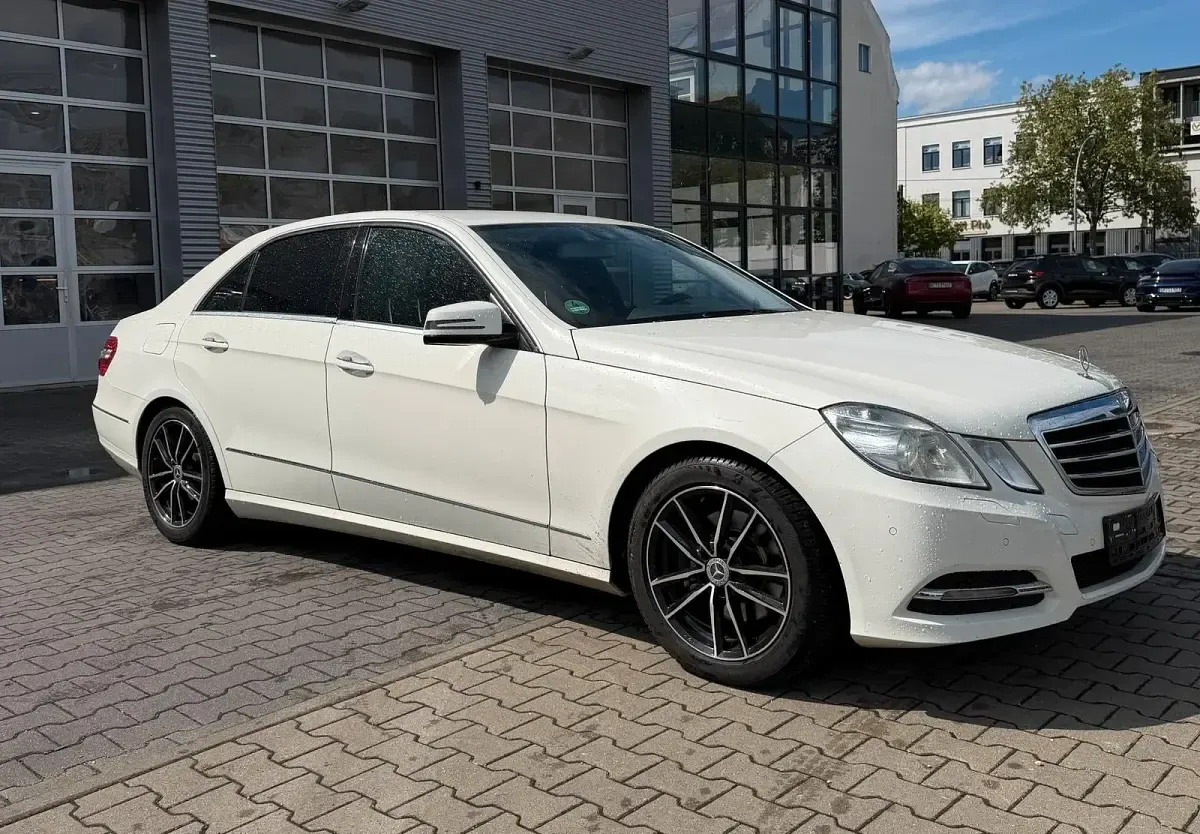 Brugt Mercedes E350 272 HK (200 kW) 2011 Hvid Sedan