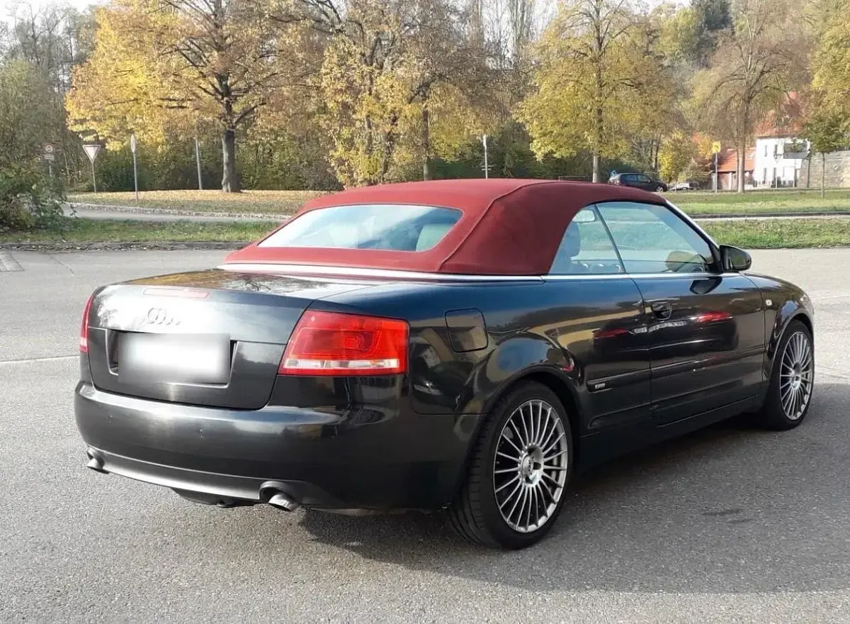 Gebraucht Audi A4 Cabriolet S-Line 179 PS (131 kW) 2007 Schwarz Cabrio