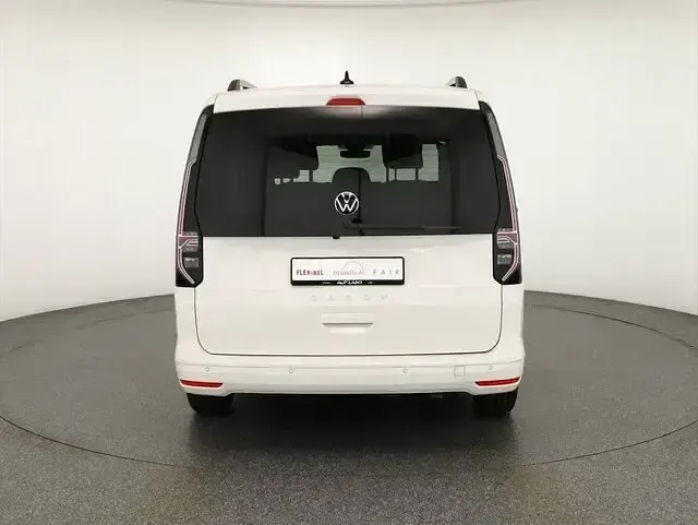 Neu VW Caddy Maxi 122 PS (89 kW) 2025 Weiß Van / Kleinbus