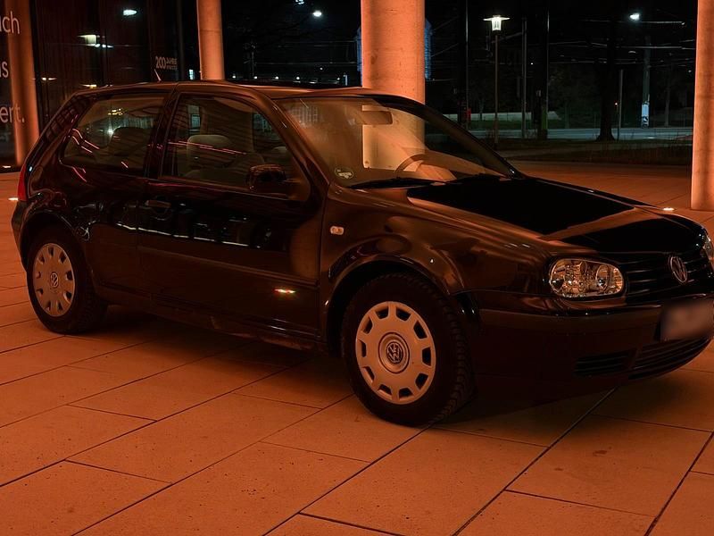 Gebraucht VW Golf IV 2001 Andere farben Kleinwagen