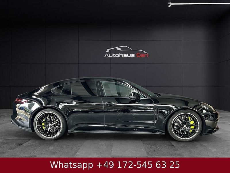 Gebraucht Porsche Panamera 462 PS (339 kW) 2018 Schwarz Kleinwagen