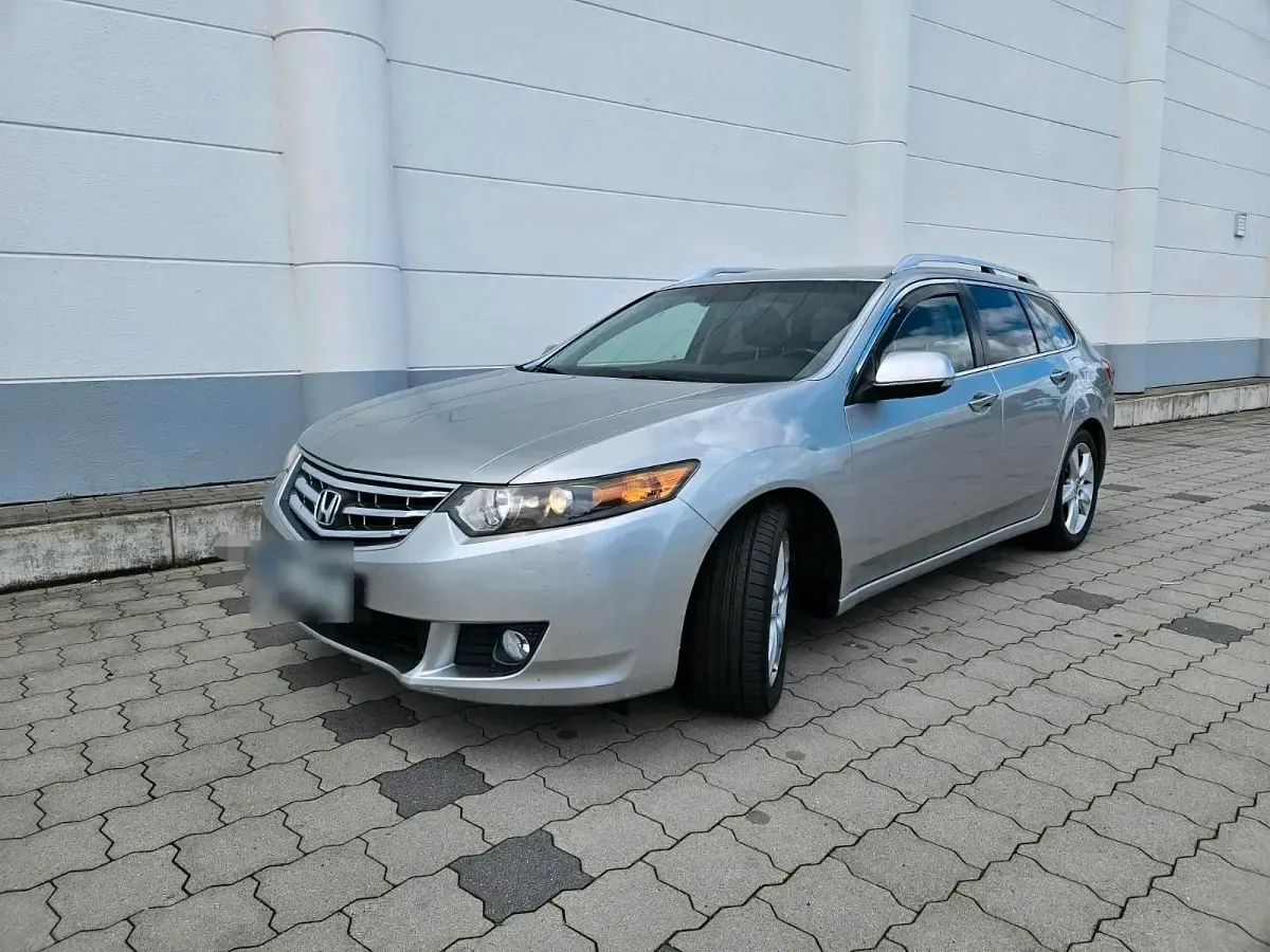 Gebraucht Honda Accord 150 PS (110 kW) 2009 Silber Kombi