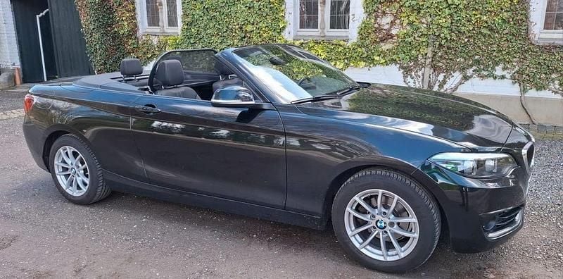 Gebraucht BMW 218 Advantage 136 PS (100 kW) 2019 Schwarz Cabrio