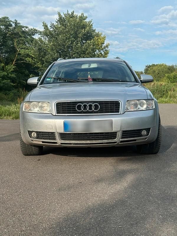 Second-hand Audi A4 101 CP (74 kW) 2004 Argintiu Break