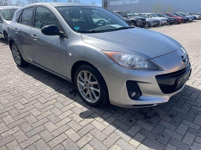 Gebraucht Mazda 3 Kenko 116 PS (85 kW) 2013 Aluminum metallic w/black mc Kleinwagen