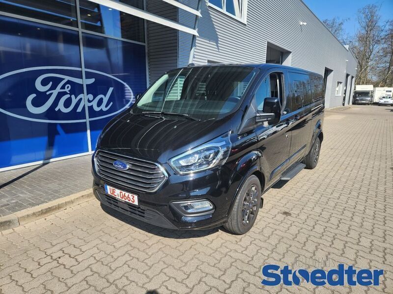 Schwarz Gebraucht 2020 Ford Tourneo Custom Van | 39.900 € (Teuer) - Bild 1/4