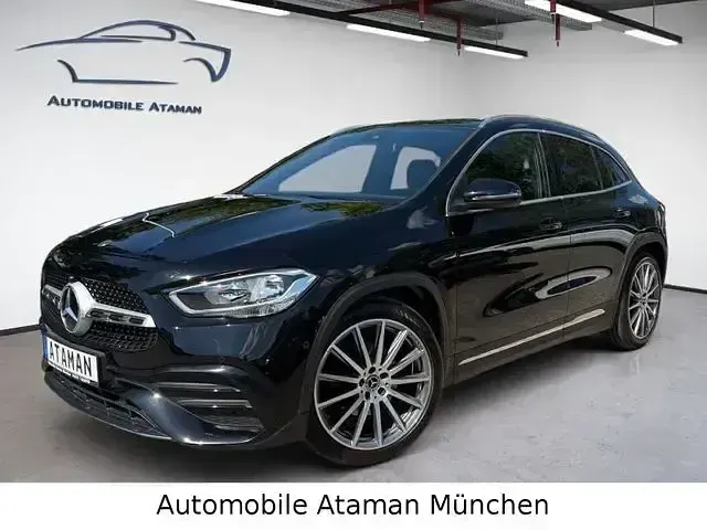 Gebraucht Mercedes GLA200 AMG line 163 PS (119 kW) 2021 Schwarz SUV