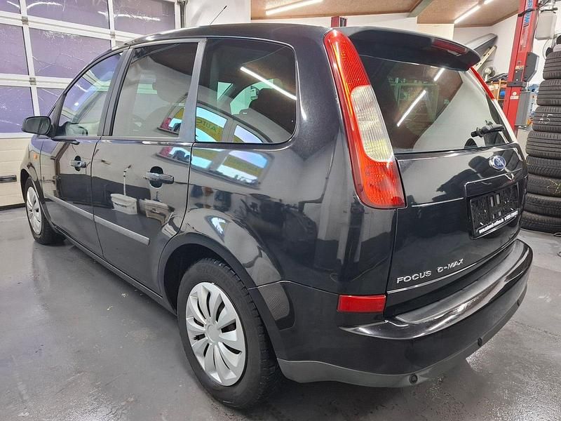 Second-hand Ford Focus 109 CP (80 kW) 2004 Negru Break