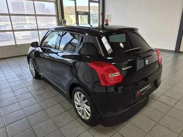 Gebraucht Suzuki Swift 90 PS (66 kW) 2023 Schwarz Kleinwagen