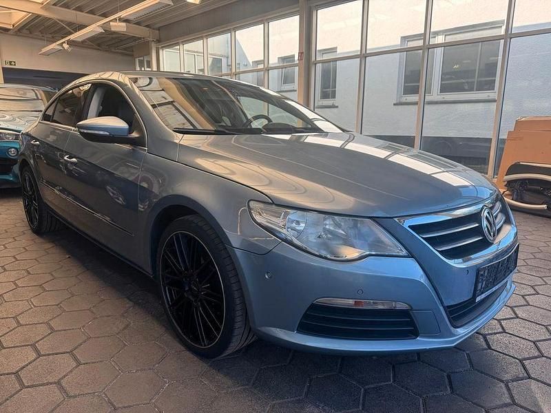 Second-hand VW Passat 160 CP (117 kW) 2010 Gri Berlinǎ
