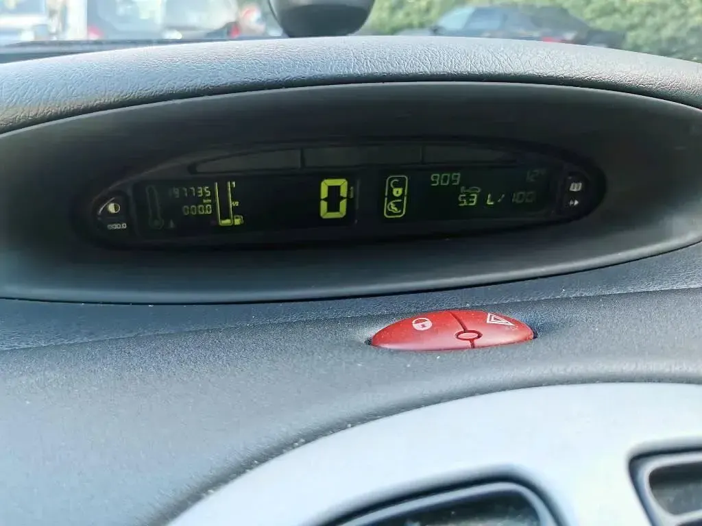 Gebraucht Citroën Xsara Picasso 109 PS (80 kW) 2006 Blau Van / Kleinbus