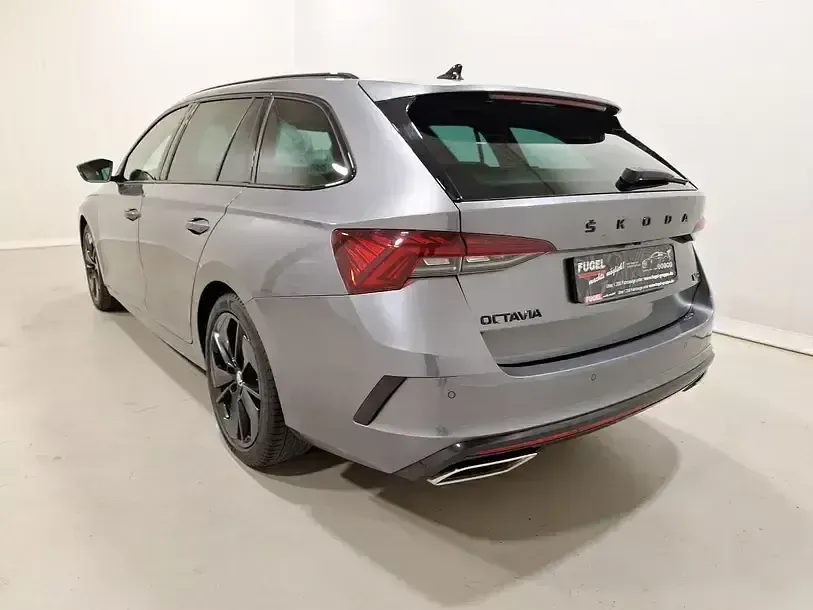 Gebraucht Skoda Octavia RS 245 PS (180 kW) 2022 Graphitegrau metallic Kombi