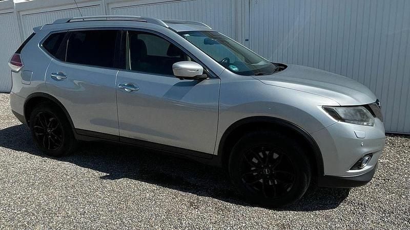 Silber Gebraucht 2017 Nissan X-Trail SUV | 14.900 € (Fairer Preis) - Bild 1/4