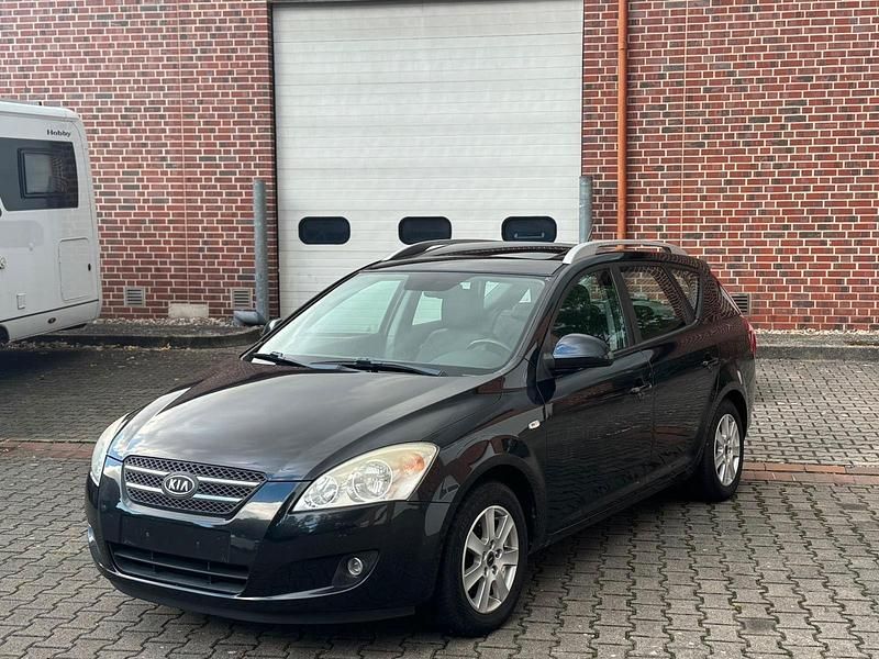 Schwarz Gebraucht 2007 Kia Ceed LX Kombi | 1.899 € - Bild 1/4