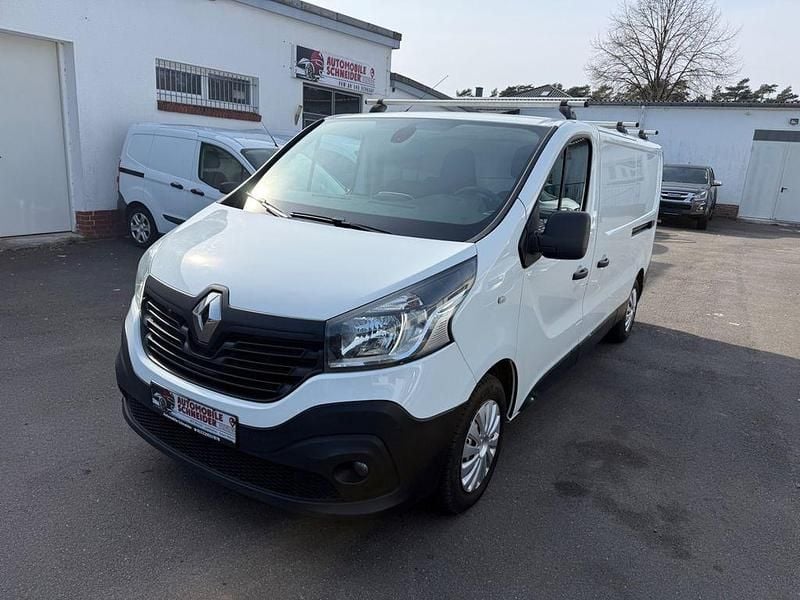 Gebraucht Renault Trafic Komfort 125 PS (91 kW) 2019 Weiß Van / Kleinbus