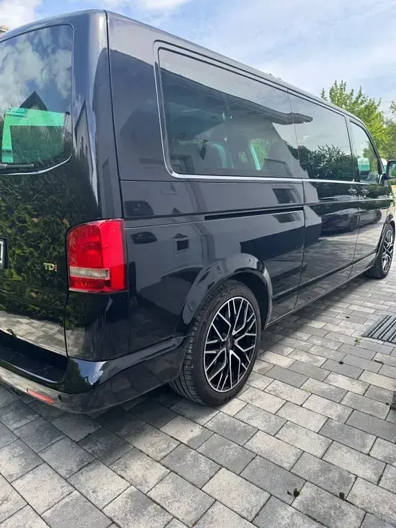 Gebraucht VW Caravelle 140 PS (102 kW) 2012 Schwarz Van
