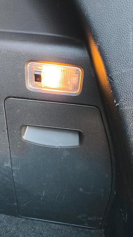 Second-hand Mazda 2 75 CP (55 kW) 2009 Argintiu Hatchback