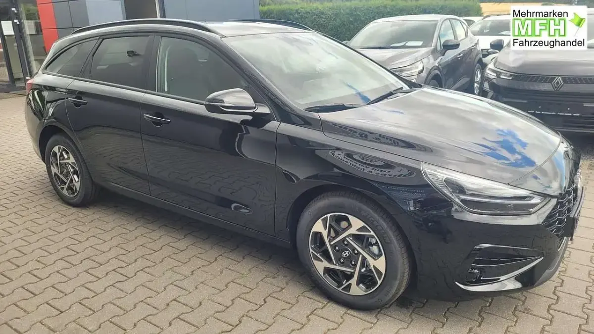 Neu Hyundai i30 GO! 150 PS (110 kW) 2026 Schwarz Kombi