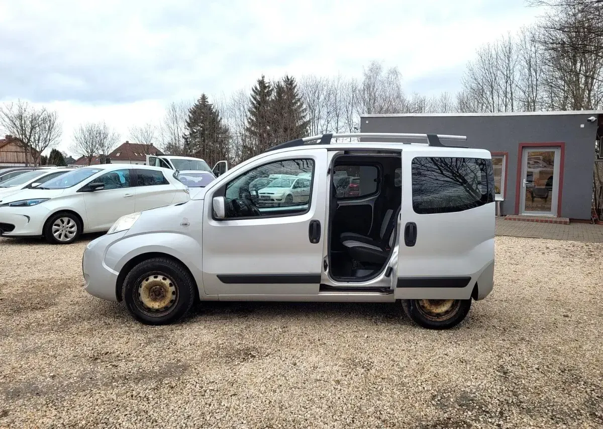 Gebraucht Fiat Qubo My Qubo 75 PS (55 kW) 2015 Colore esterno (maestro grau) Van / Kleinbus