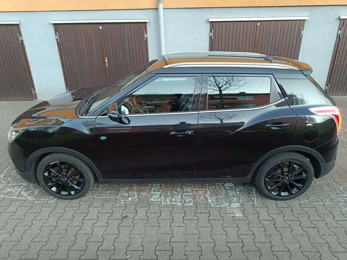 Gebraucht SsangYong Tivoli Sapphire 116 PS (85 kW) 2018 Schwarz SUV