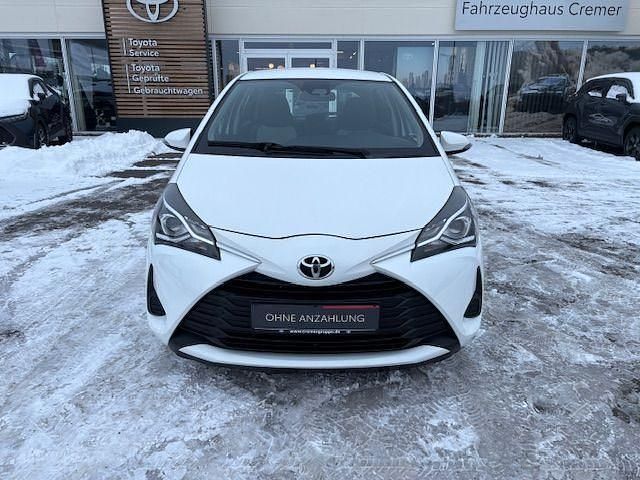 Gebraucht Toyota Yaris Comfort 72 PS (52 kW) 2019 Weiß Limousine