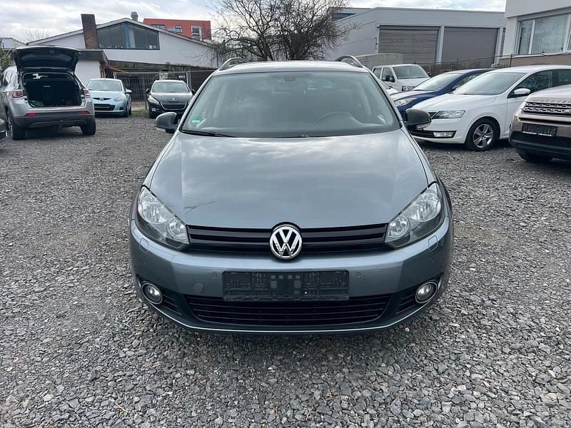 Gebraucht VW Golf VII Match 122 PS (89 kW) 2013 Grau Kombi