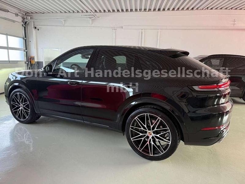 Chromitschwarz Neu 2025 Porsche Cayenne SUV | 117.800 € - Bild 1/4