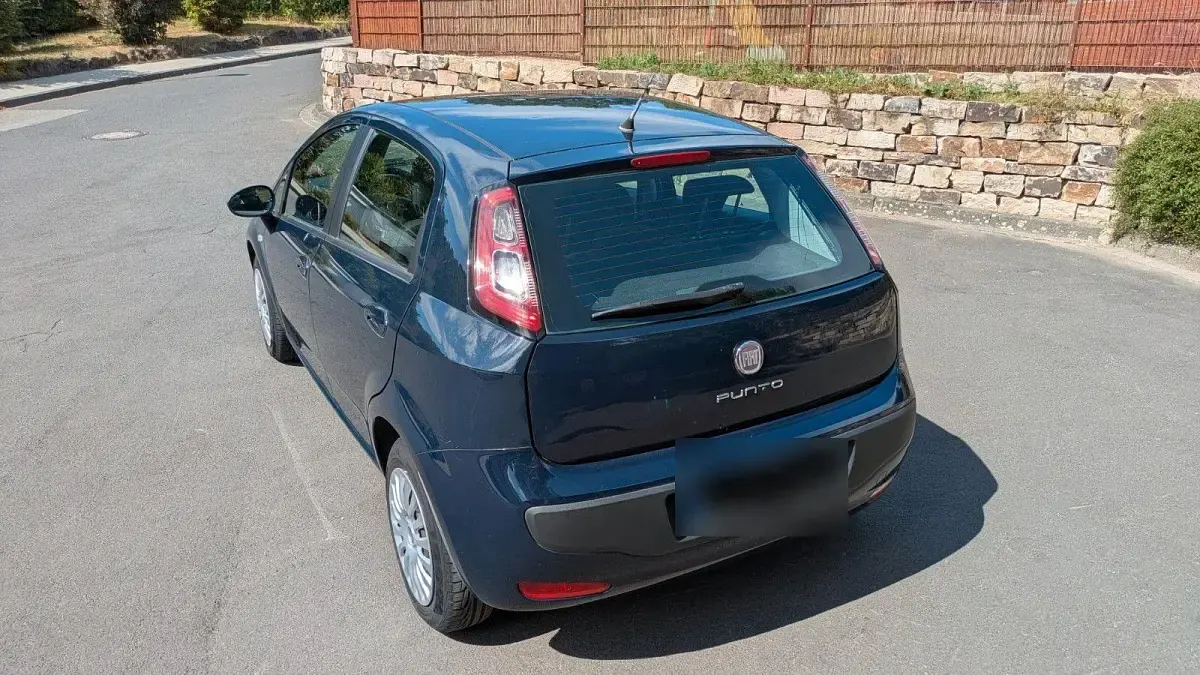 Gebraucht Fiat Punto Evo 69 PS (50 kW) 2011 Blau Kleinwagen