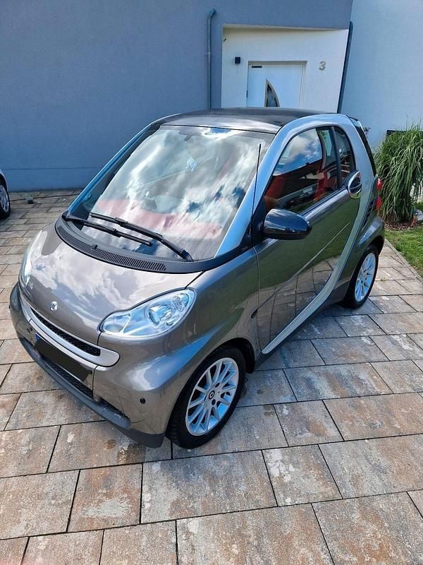 Silber Gebraucht 2008 Smart ForTwo Coupé Passion Kleinwagen | 3.950 € (Fairer Preis) - Bild 1/4