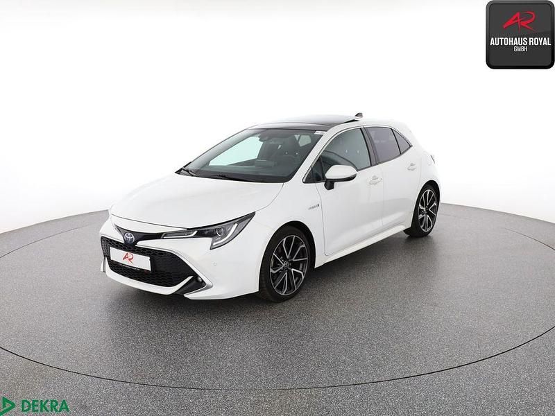Weiß Gebraucht 2020 Toyota Corolla Lounge Limousine | 22.880 € (Fairer Preis) - Bild 1/4