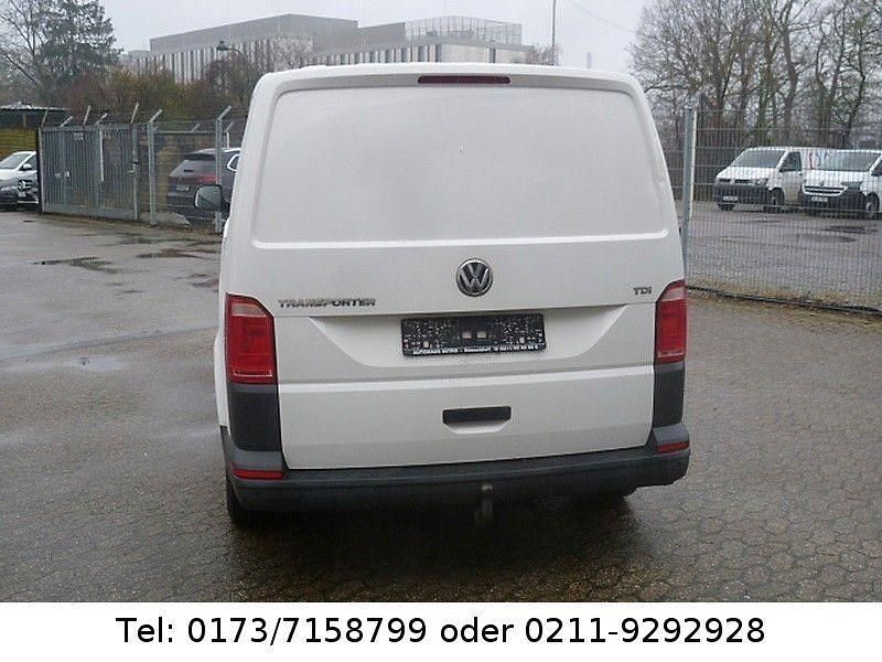 Gebraucht VW Transporter 102 PS (75 kW) 2018 Weiß Van
