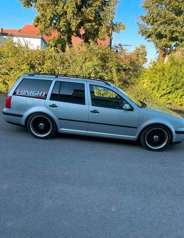 Silber Gebraucht 2006 VW Golf V Kombi | 1.200 € (Superpreis) - Bild 1/4