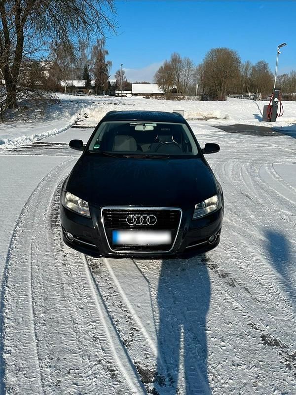 Gebraucht Audi A3 125 PS (91 kW) 2011 Schwarz Kleinwagen