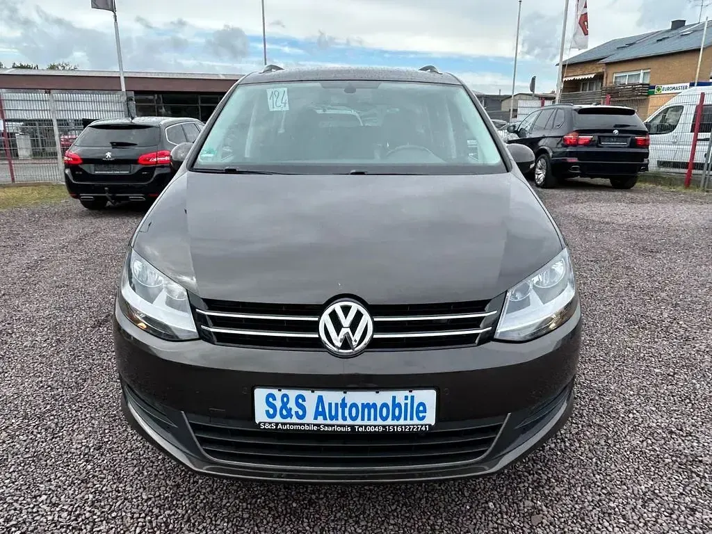 Gebraucht VW Sharan Cup 140 PS (102 kW) 2015 Braun Van / Kleinbus