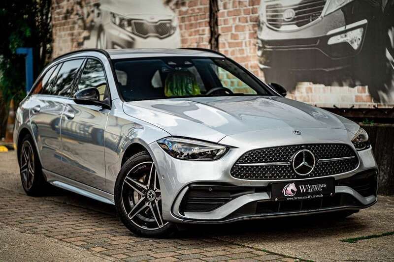 Hightechsilber metalliclac Gebraucht 2022 Mercedes C300e AMG Kombi | 34.900 € (Fairer Preis) - Bild 1/4