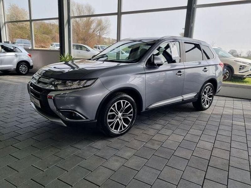 Gebraucht Mitsubishi Outlander Edition+ 150 PS (110 kW) 2018 Grau SUV