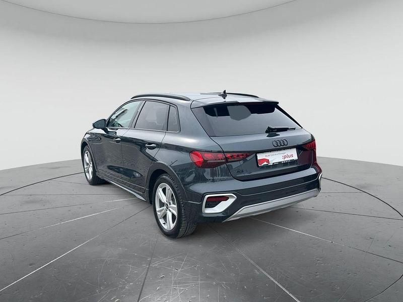 Gebraucht Audi A3 204 PS (150 kW) 2025 Manhattangrau metallic Limousine